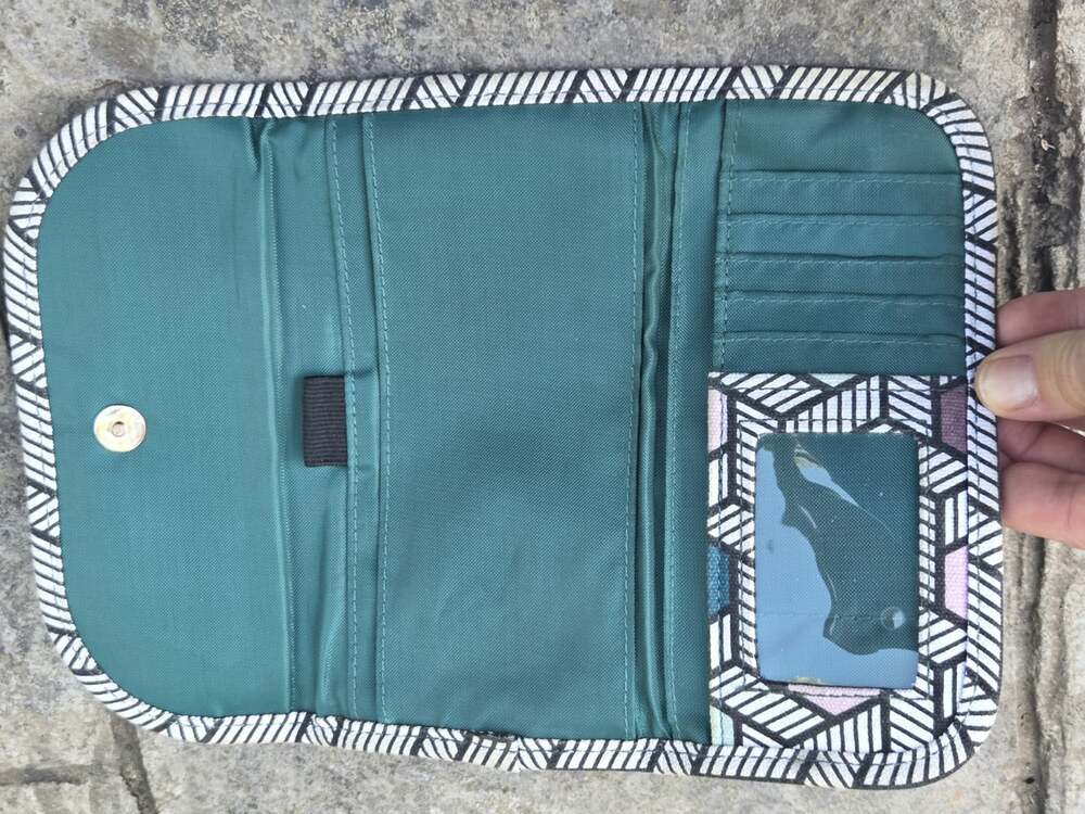 Kavu Tri Fold Wallet Canvas Tan Blue Pink Aztec Southwestern Print - Picture 4 of 12